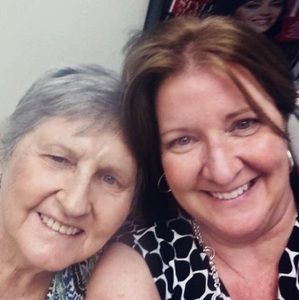 Meet your Posher, Lori